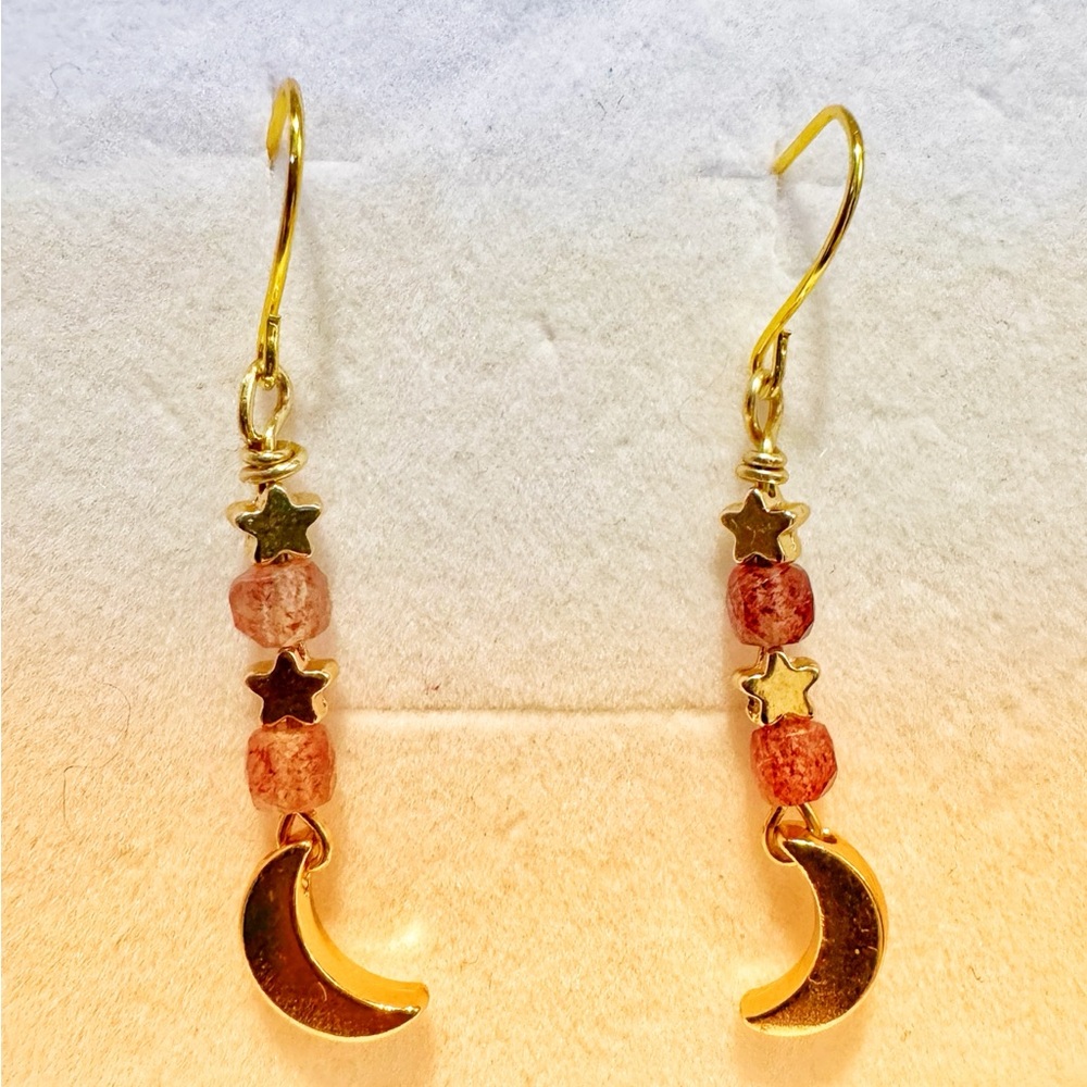 🍓Strawberry Quartz Star and Moon 🌙 Earrings